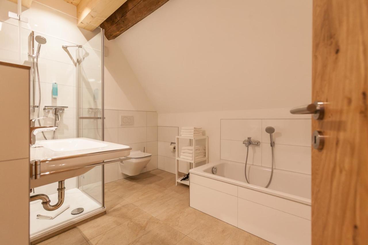 Baumgartners Dreiseithof - Historisch, Modern, Zentral Apartment Bad Krozingen Luaran gambar