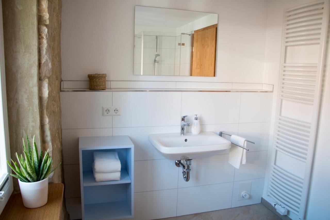Baumgartners Dreiseithof - Historisch, Modern, Zentral Apartment Bad Krozingen Luaran gambar