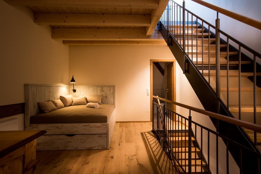 Baumgartners Dreiseithof - Historisch, Modern, Zentral Apartment Bad Krozingen Luaran gambar
